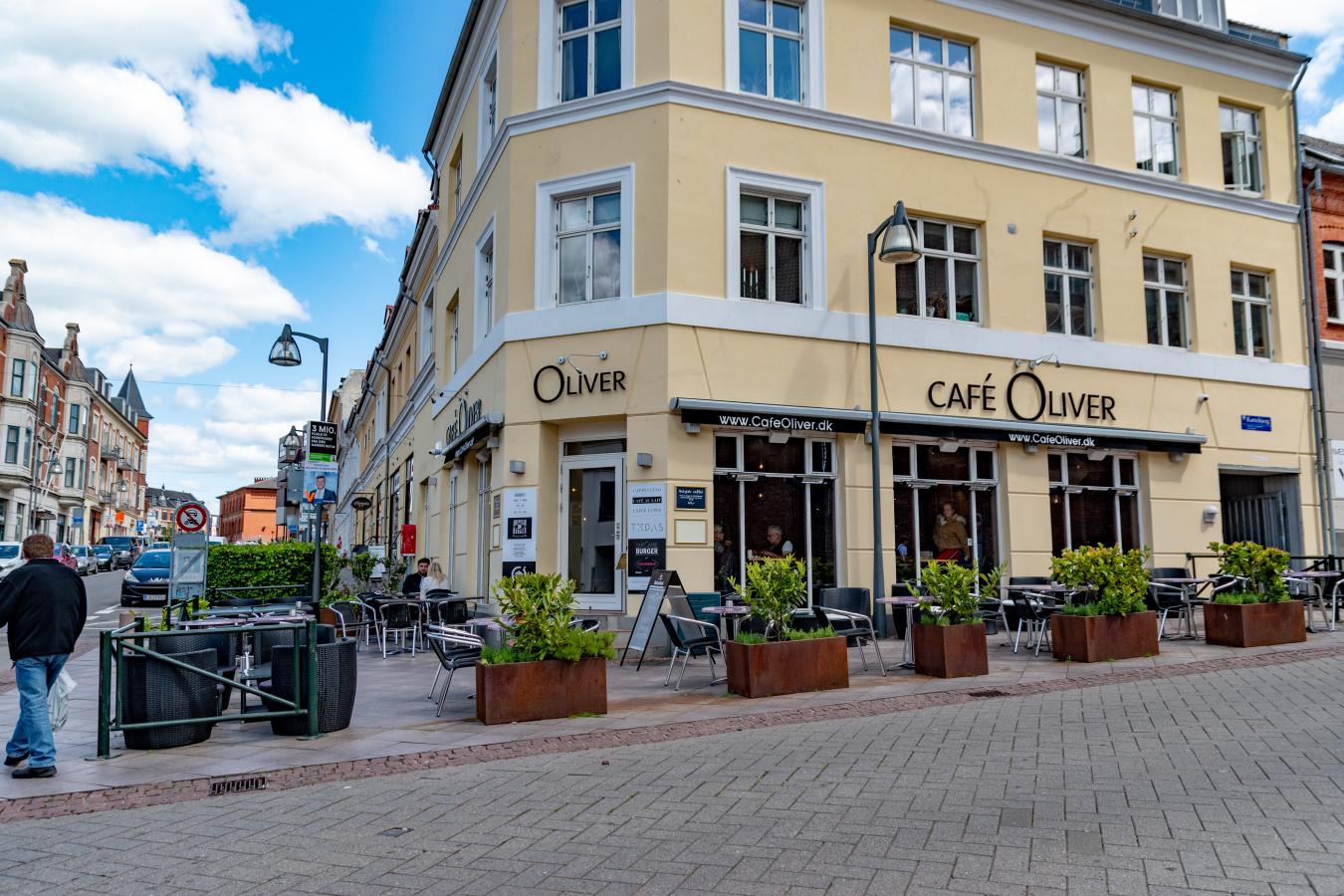 Cafe Oliver