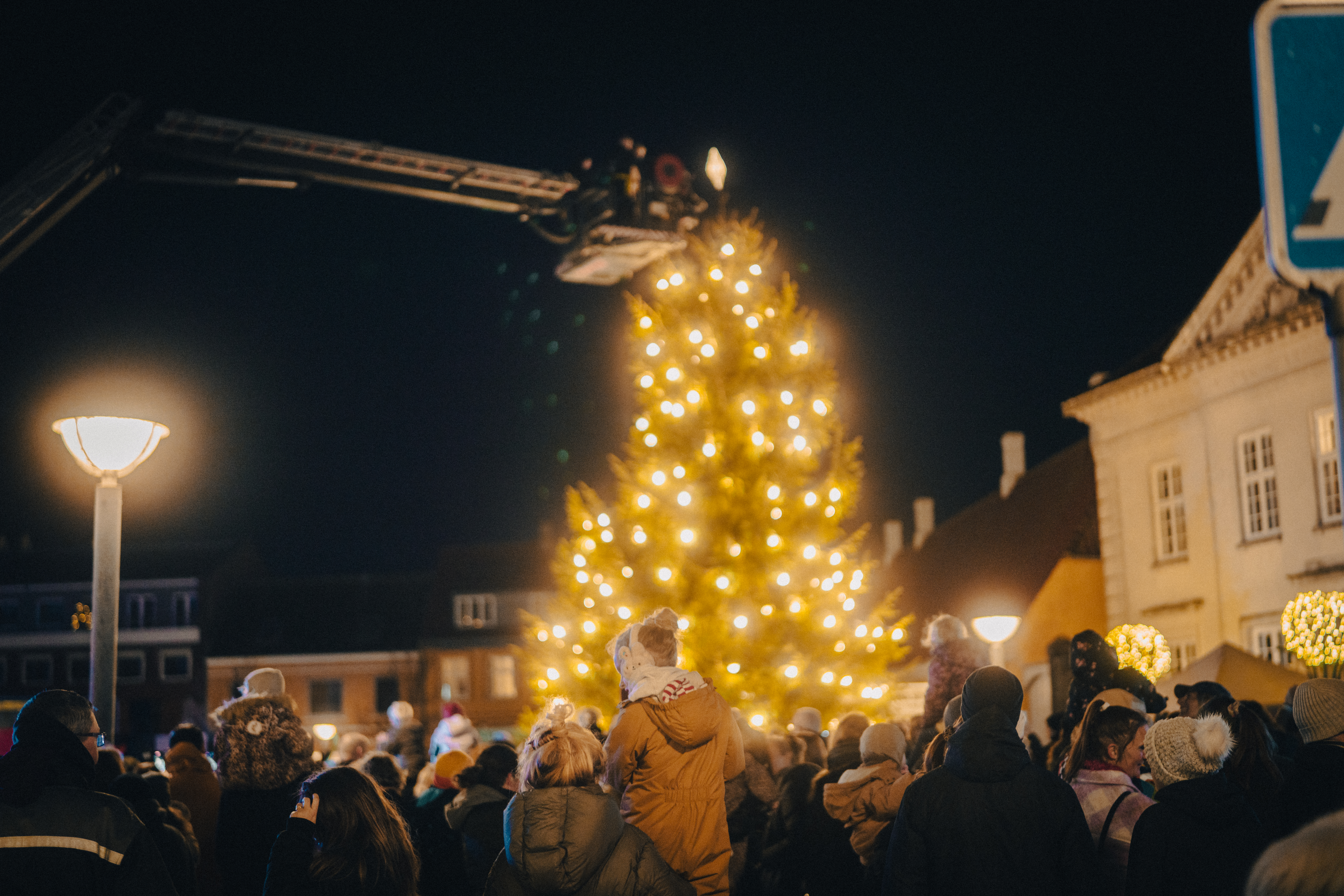 Juletræstænding i Stege