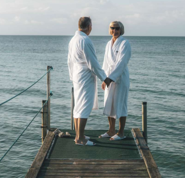 Par på badebro Rødvig Kro